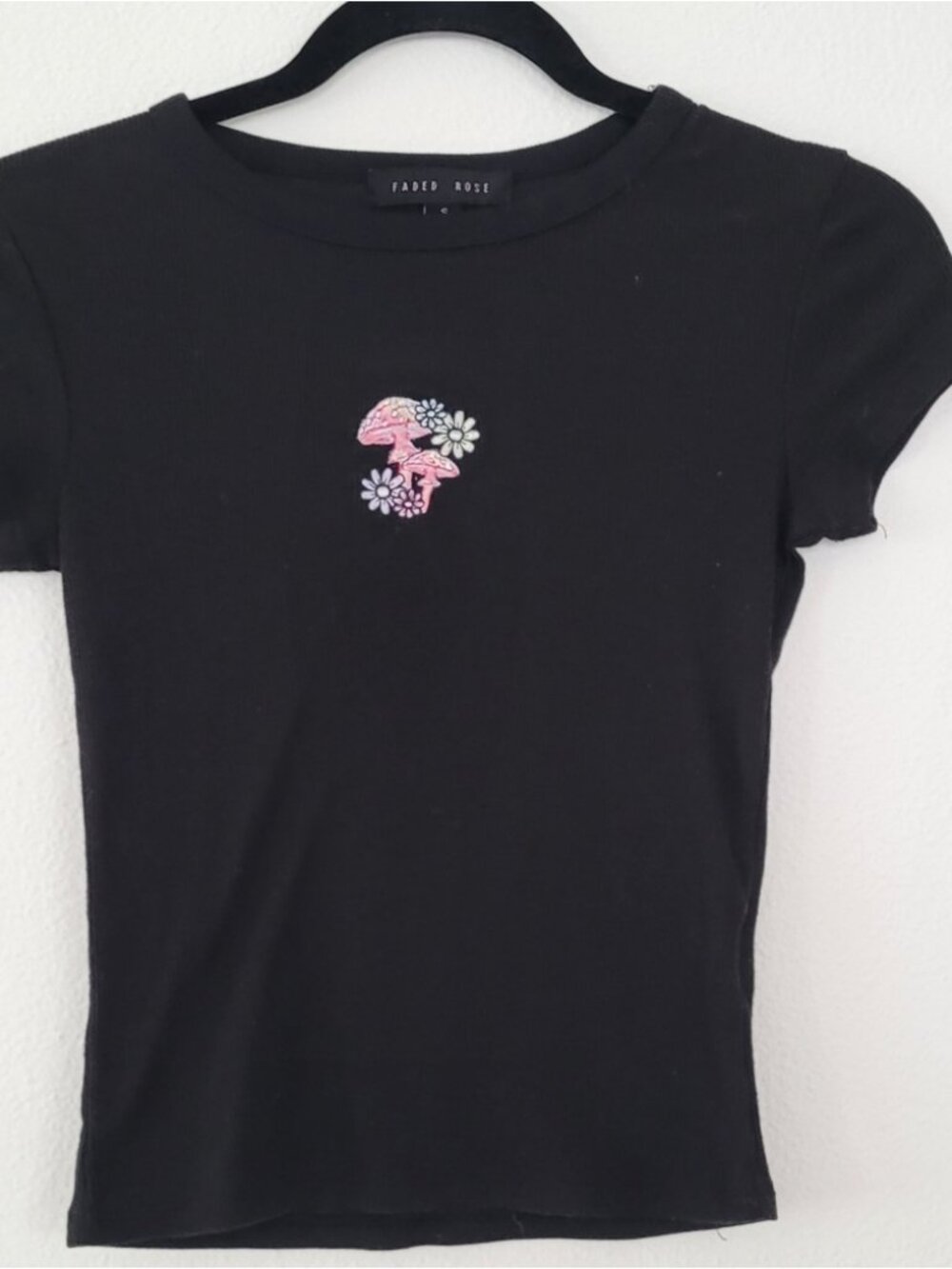 Black Size Small - Picture 1 of 1